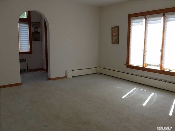 4th image of 19 Farrel St