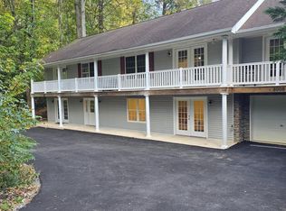 8008 Washington Dr, King George, VA 22485
