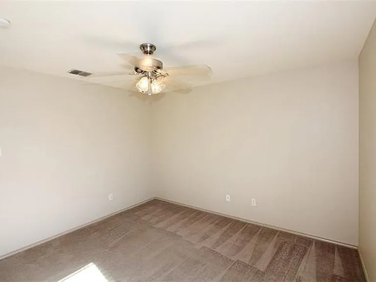 1812 Diamond Lake Trl — Photo 12