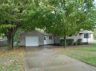 1546 Porter Rd, Norton Shores, MI 49441