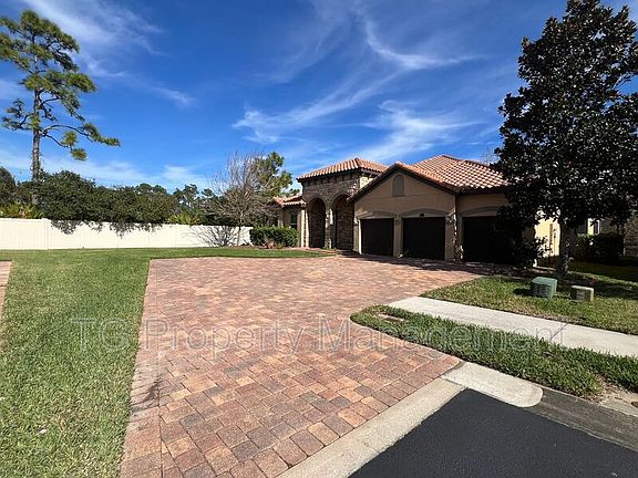 3rd image of 3251 Medina Ct