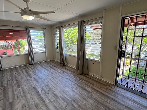 4th image of 219 Maluniu Ave