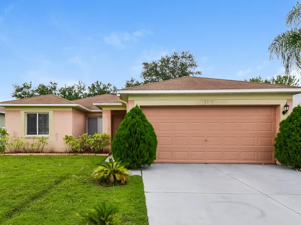 13219 Prestwick Creek Dr, Riverview, FL 33579