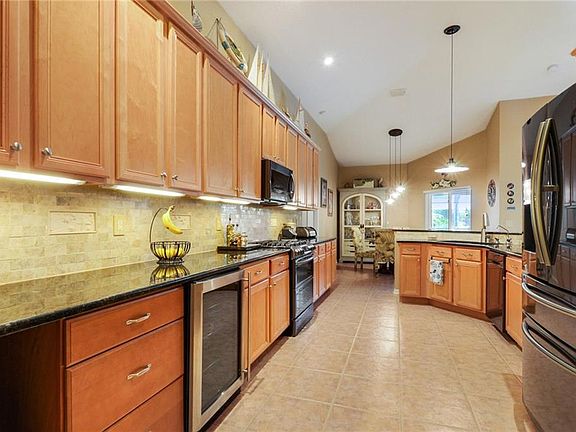 4th image of 8937 Aberdeen Creek Cir