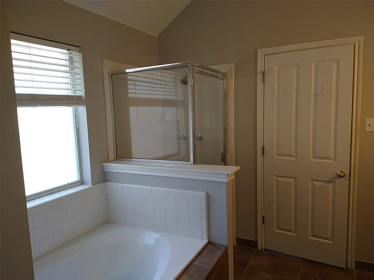 8706 Priest River Dr — Photo 11