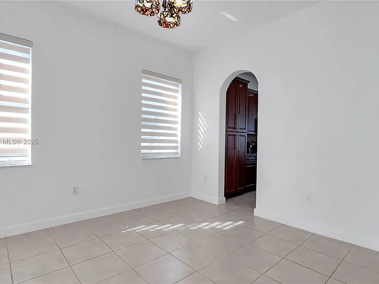 17994 NW 87th Pl — Photo 6