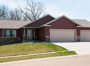 4082 Cedarwood Rd NE, Rochester, MN 55906