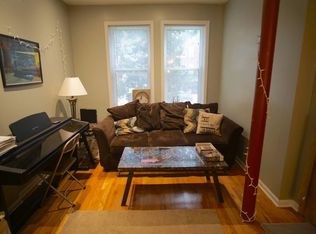 2552 W Eastwood Ave #1, Chicago, IL 60625