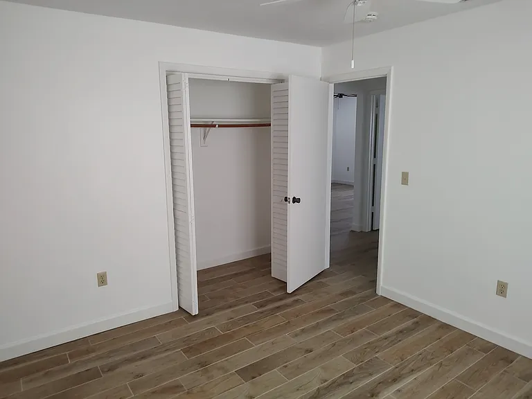 5844 Countrywood Dr — Photo 17