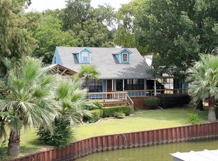 233 Loon Bay Dr, Gun Barrel City, TX 75156