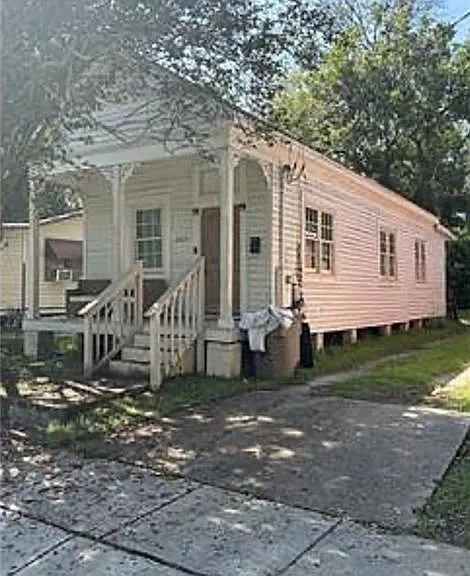 1173 Texas St — Photo 1