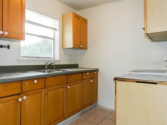 5th image of 2117 Parkview Ave