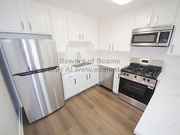 5th image of 7140 Flight Ave APT 201