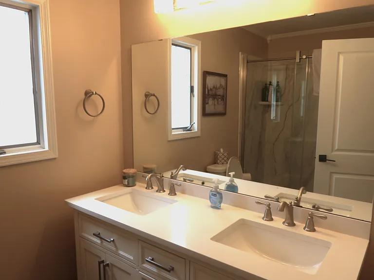 1725 Oak Park Dr — Photo 42