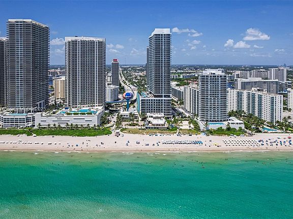 4th image of 4001 S Ocean Dr APT 3R
