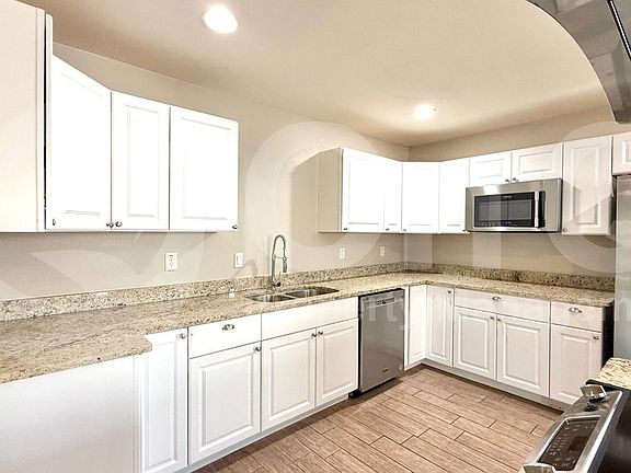 3rd image of 8634 E Rancho Vista Dr
