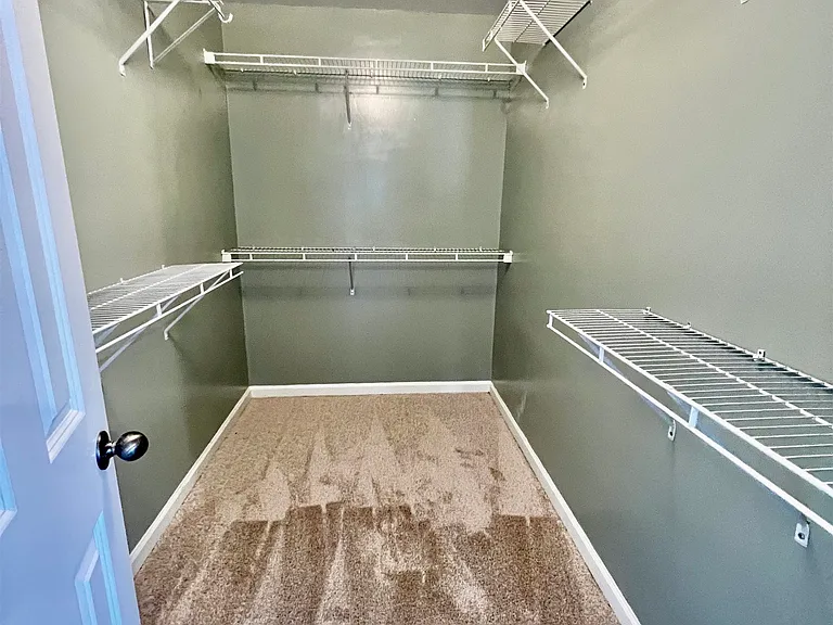 1010 Jacob Dr — Photo 16