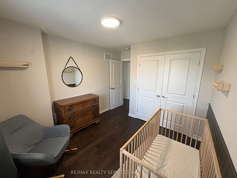 7 Sonoma Valley Cres — Photo 15