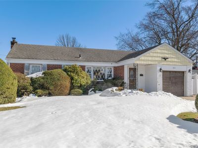851 Hemlock Street, Franklin Square, NY, 11010