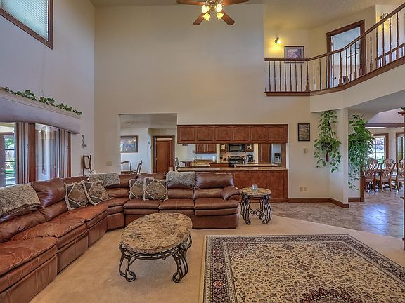 3rd image of 4412 Condesa Ct NW
