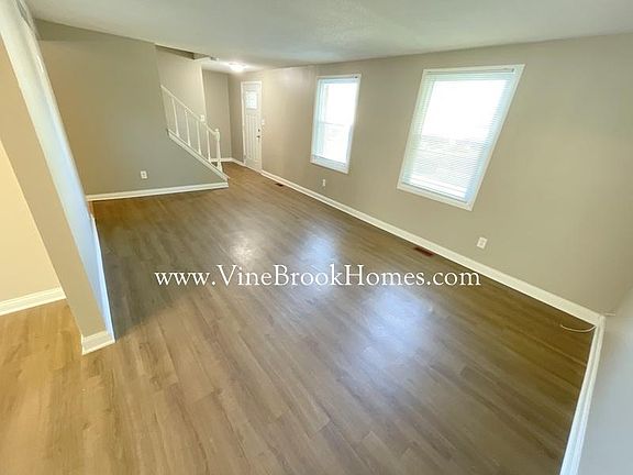 2nd image of 2840 N Pawnee Dr