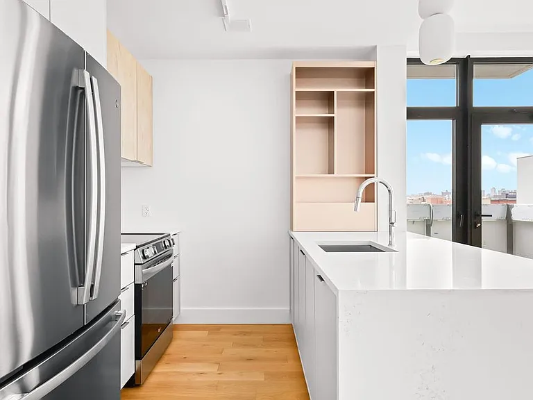 597 Grand St #417 — Photo 5