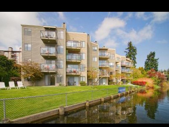 2nd image of 13426 Greenwood Ave N APT 203