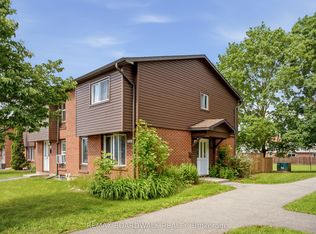 3202 Stockton Dr #85, Ottawa, ON K1T 1S1