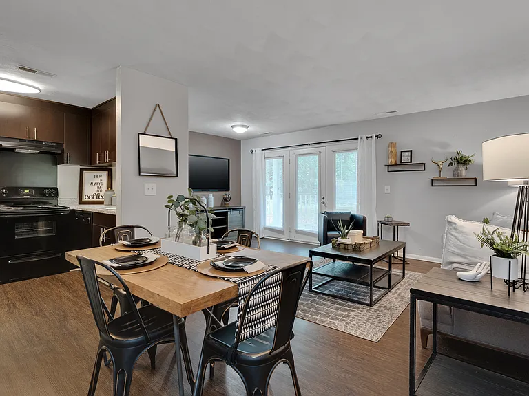 Lake Lynn Reserve Apartments — Photo 35