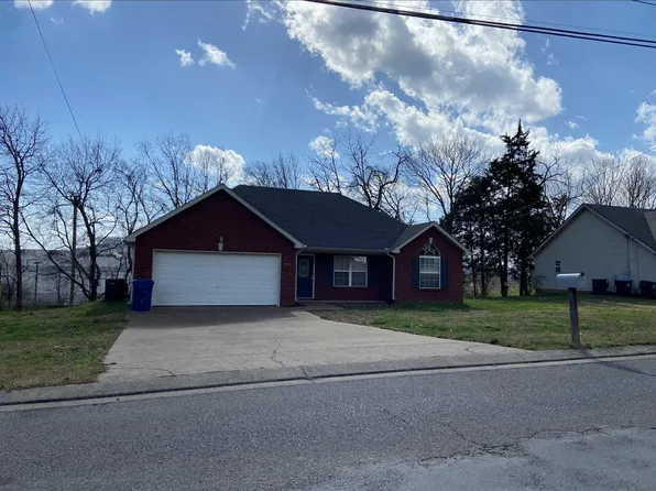 605 Sanders Dr, La Vergne, TN 37086