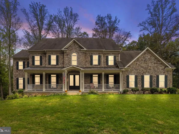 22011 Beaverdam Dr, Ashburn, VA 20148