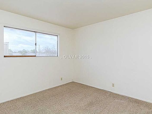 5th image of 1687 Betty Ln