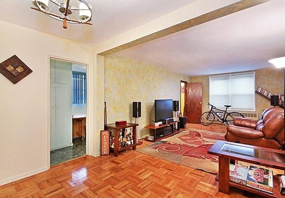5th image of 2711 Avenue X APT 1J