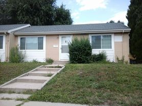 2924 W. Uintah St., 2924