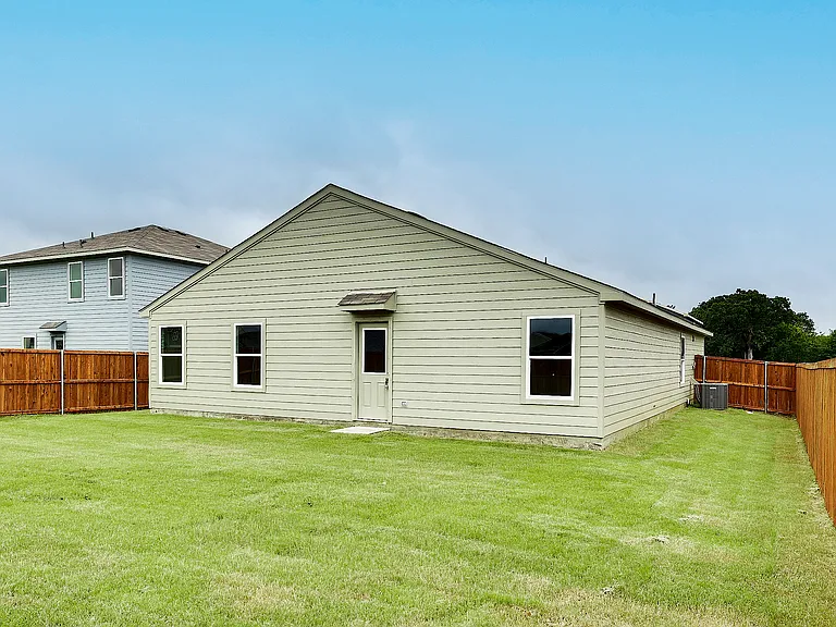 829 Eagles Nest Dr — Photo 17