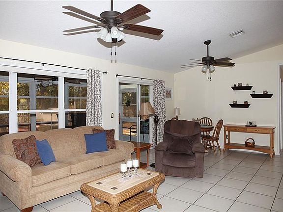 5th image of 445 NE Vanda Terrado