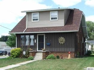 446 Union Ct, Fostoria, OH 44830