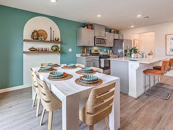 4th image of 5709 Scarlet Rock