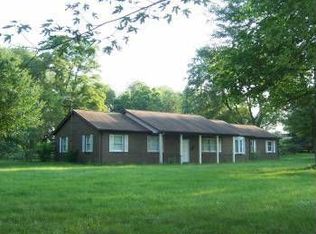 203 Duncan Field Ln, Charles Town, WV 25414