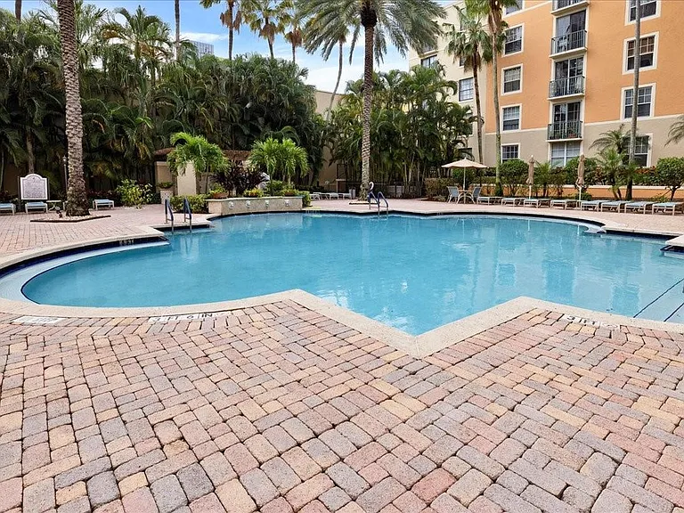 651 Okeechobee Blvd #1204 — Photo 32