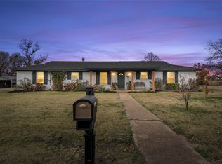 107 Woody Ray Dr, Elm Mott, TX 76640