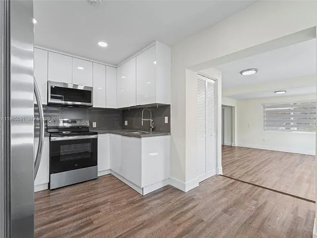 3031 SW 64th Ave — Photo 19