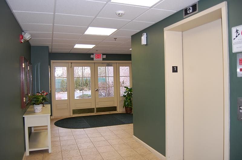 1st image of 307 Central Park Pl
