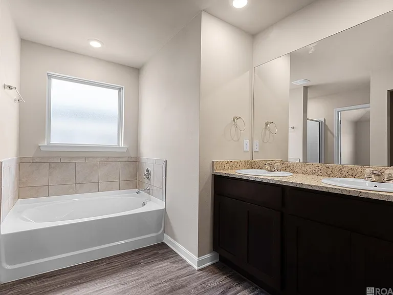 35517 Grovemont Dr — Photo 13