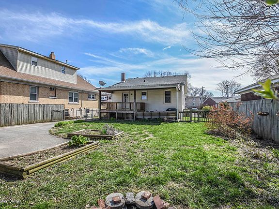 5th image of 815 Keswick Blvd