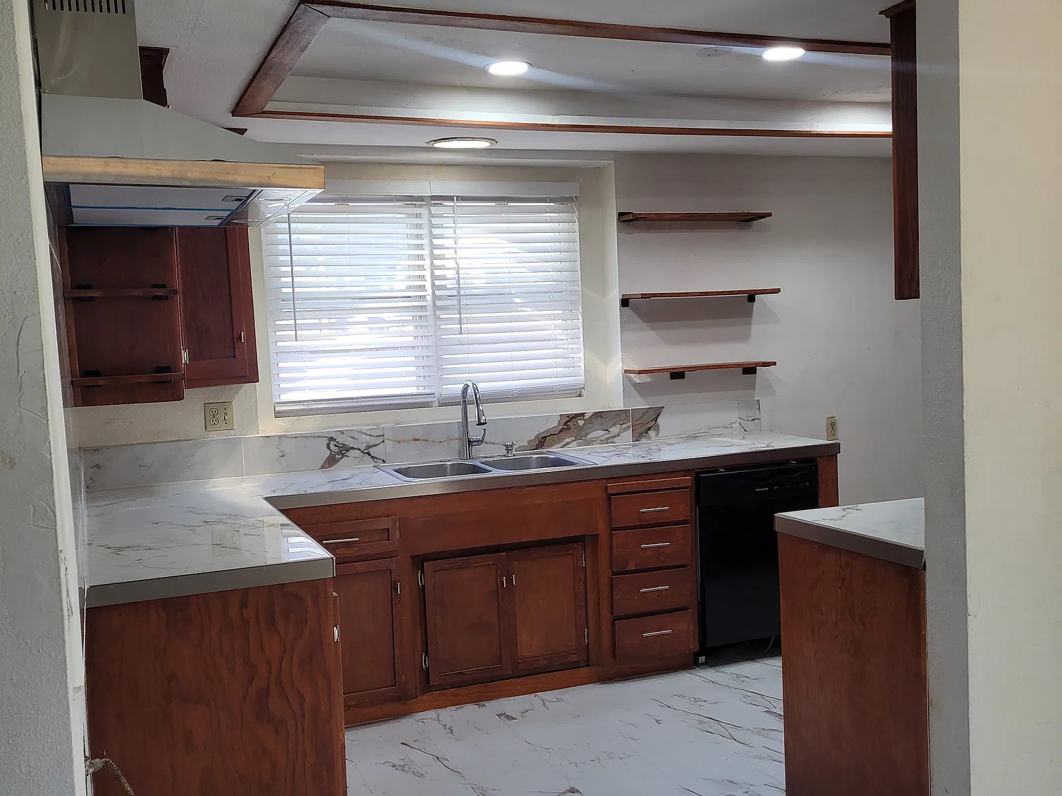 3 bed, 1245 sqft, $3,600 — Photo 4