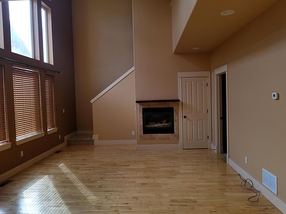 2nd image of 2218 Gallatin Green Blvd APT D