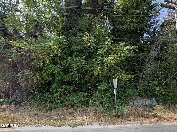 2nd image of 380 South Avenue