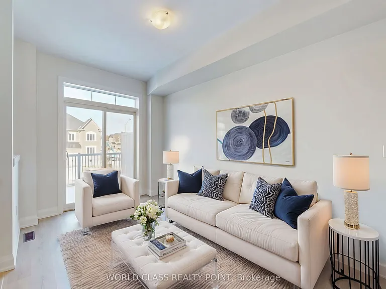 133 Seguin St — Photo 3