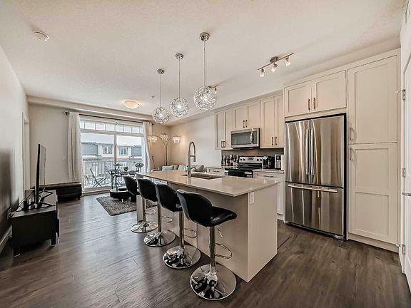 4th image of 207-100 Auburn Meadows Cmn SE #207